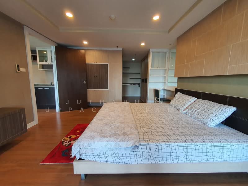 The Trendy, Bangkok, 10 Soi Sukhumvit 13, Khlongtoei Nua, Watthana, Bangkok, 1 Bedroom, 80 sqm, Condo For Rent, by Juthabhorn Uppachit (Amy), 500342193 - DDproperty.com