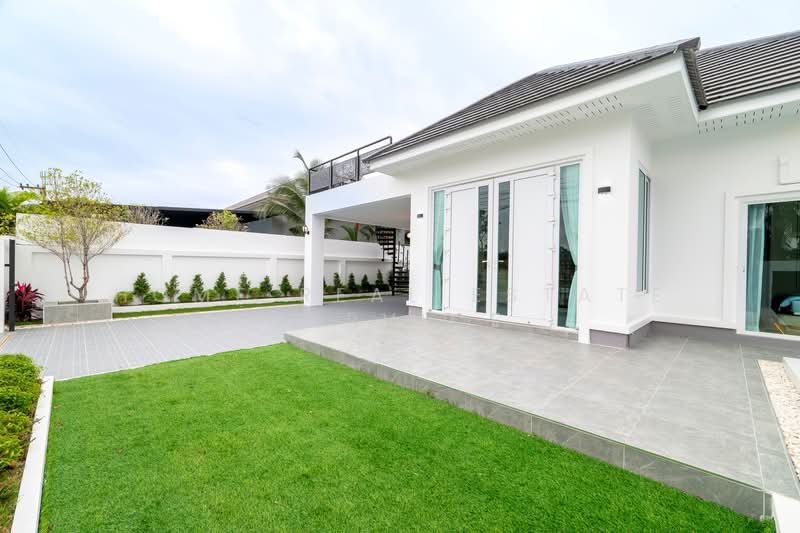 โครงการพรเทพ 8, Chon Buri (Pattaya), Nong Pla Lai, Bang Lamung (Pattaya), Chon Buri (Pattaya), 3 Bedrooms, 360 sqm, Single Detached House For Sale, by HOME Real Estate Service, 500342195 - DDproperty.com