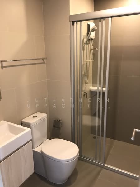 Lumpini Suite Phetchaburi-Makkasan, Bangkok, 1515 Phetchaburi Rd, Makkasan, Ratchathewi, Bangkok, 2 Bedrooms, 41 sqm, Condo For Rent, by Juthabhorn Uppachit (Amy), 500342199 - DDproperty.com