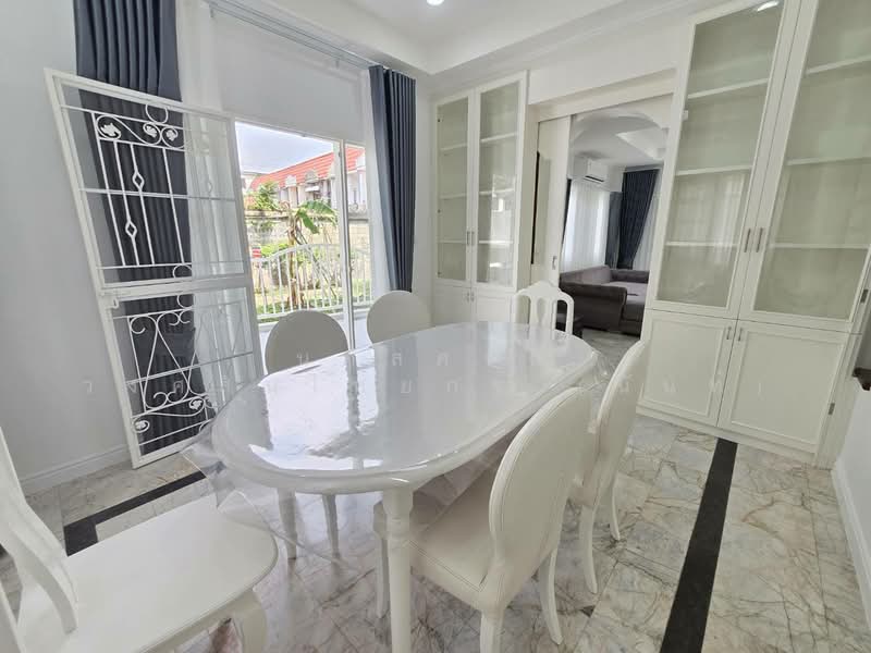 Parkway Chalet Ramkhamhaeng : พาร์คเวย์ ชาเล่ต์ รามคำแหง, กรุงเทพ, 103 ถนน รามคำแหง, มีนบุรี, มีนบุรี, กรุงเทพ, 200 ตร.ม., บ้านเดี่ยว ขาย, โดย นภัสศรณ์ วงศ์สินไทยกร (นันท์), 500342216 - DDproperty.com