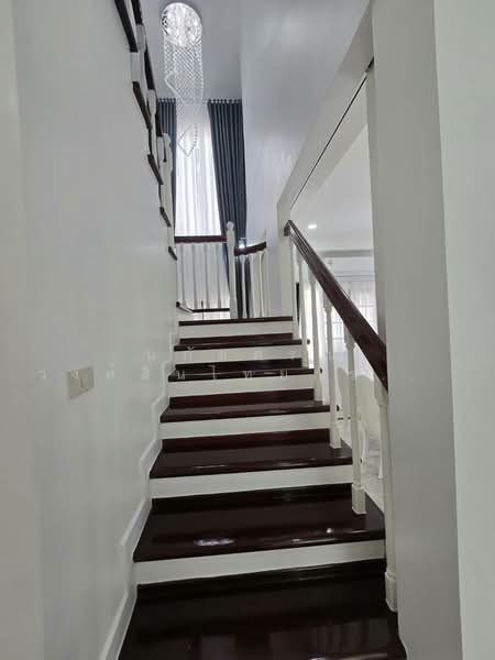 Parkway Chalet Ramkhamhaeng : พาร์คเวย์ ชาเล่ต์ รามคำแหง, กรุงเทพ, 103 ถนน รามคำแหง, มีนบุรี, มีนบุรี, กรุงเทพ, 200 ตร.ม., บ้านเดี่ยว ขาย, โดย นภัสศรณ์ วงศ์สินไทยกร (นันท์), 500342216 - DDproperty.com