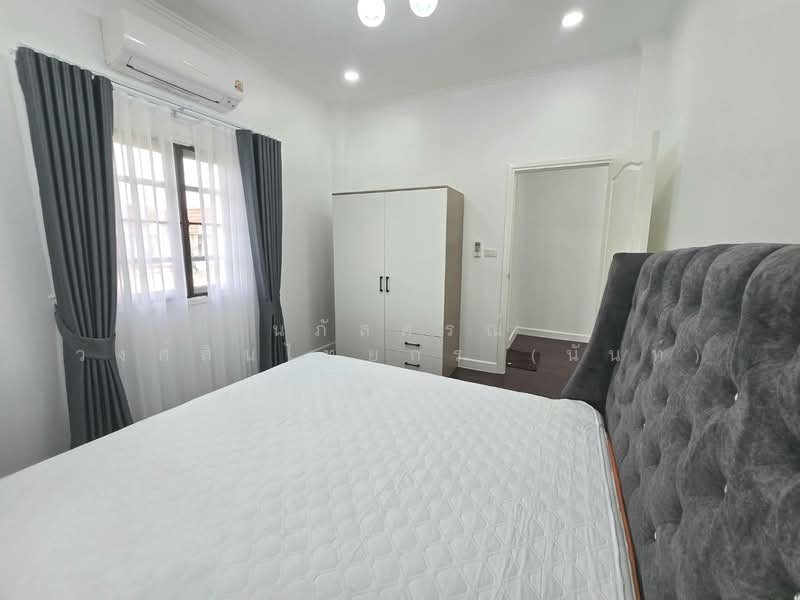 Parkway Chalet Ramkhamhaeng : พาร์คเวย์ ชาเล่ต์ รามคำแหง, กรุงเทพ, 103 ถนน รามคำแหง, มีนบุรี, มีนบุรี, กรุงเทพ, 200 ตร.ม., บ้านเดี่ยว ขาย, โดย นภัสศรณ์ วงศ์สินไทยกร (นันท์), 500342216 - DDproperty.com