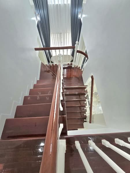 Parkway Chalet Ramkhamhaeng : พาร์คเวย์ ชาเล่ต์ รามคำแหง, กรุงเทพ, 103 ถนน รามคำแหง, มีนบุรี, มีนบุรี, กรุงเทพ, 200 ตร.ม., บ้านเดี่ยว ขาย, โดย นภัสศรณ์ วงศ์สินไทยกร (นันท์), 500342216 - DDproperty.com