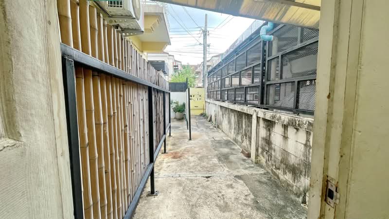 เดอะ ซิตี้ บางใหญ่ (The City Bangyai), นนทบุรี, 118/15 Soi Songpeenong, เสาธงหิน, บางใหญ่, นนทบุรี, 150 ตร.ม., ทาวน์เฮ้าส์ ขาย, โดย อรุณ อเนกคุณะ, 500342228 - DDproperty.com