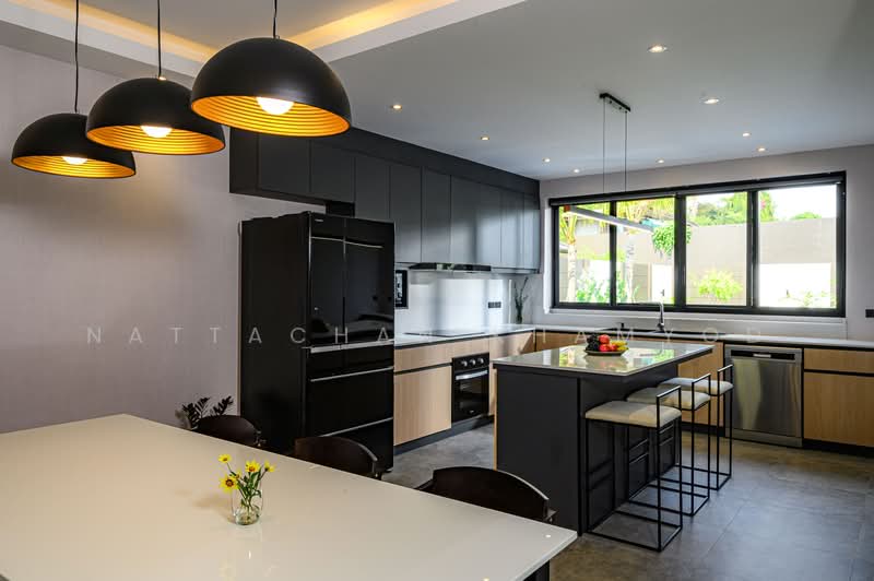 Luxury Pool Villa in Central Chiang Mai, Chiang Mai, , Wat Khet, Muang Chiang Mai, Chiang Mai, 3 Bedrooms, 256 sqm, Villa For Sale, by Nattachan Khamyod, 500342233 - DDproperty.com
