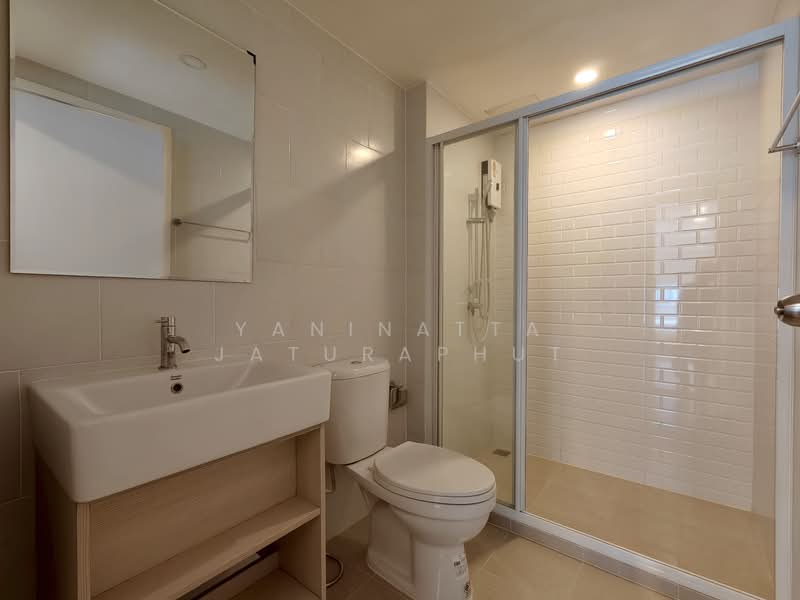 Chewathai Hallmark Ladprao-Chokchai 4, Bangkok, 959 Sangkhom Songkhor Road, Saphan Song, Wang Thonglang, Bangkok, 1 Bedroom, 38 sqm, Condo For Sale, by Yaninatta Jaturaphut, 500342235 - DDproperty.com