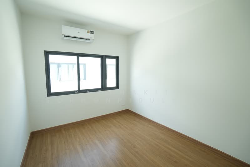 Baan Klang Mueng The Edition Pinklao-Borom 2, Bangkok, Suan Phak Road, Taling Chan, Taling Chan, Bangkok, 3 Bedrooms, 151 sqm, Semi-Detached House (Twin House) For Rent, by Ratthakit Sophonpibulkit, 500342236 - DDproperty.com
