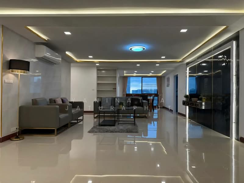 President Park Sukhumvit 24, Bangkok, 99 Sukhumvit 24 Alley, Khlongtoei Nua, Watthana, Bangkok, 3 Bedrooms, 220 sqm, Condo For Rent, by Yaninatta Jaturaphut, 500342241 - DDproperty.com