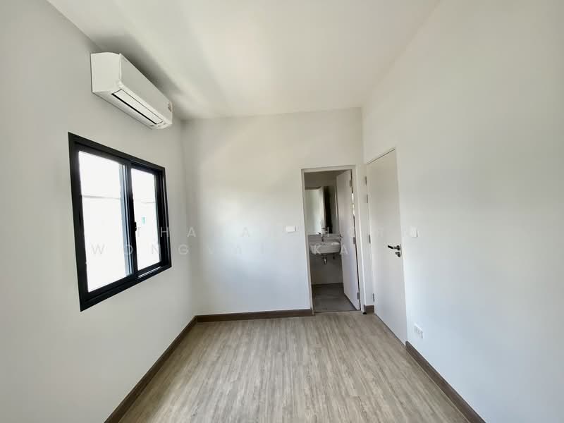 Baan Klang Muang The Edition Bangna Wongwaen, Bangkok, 189 Kanchanaphisek Road, Dok Mai, Prawet, Bangkok, 3 Bedrooms, 161 sqm, Single Detached House For Sale, by Thananthorn Wongvarnkaseam, 500342243 - DDproperty.com