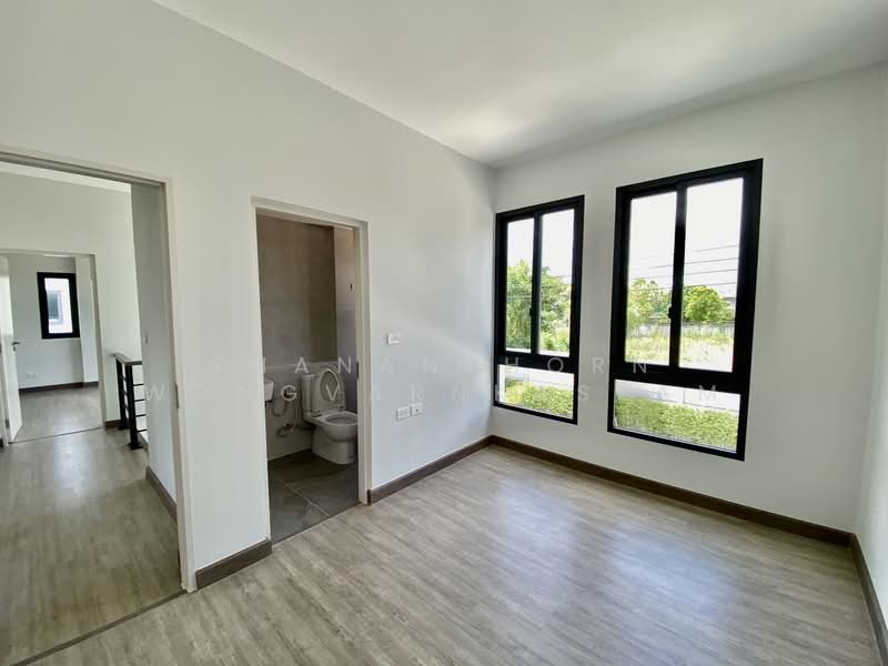 Baan Klang Muang The Edition Bangna Wongwaen, Bangkok, 189 Kanchanaphisek Road, Dok Mai, Prawet, Bangkok, 3 Bedrooms, 161 sqm, Single Detached House For Sale, by Thananthorn Wongvarnkaseam, 500342243 - DDproperty.com
