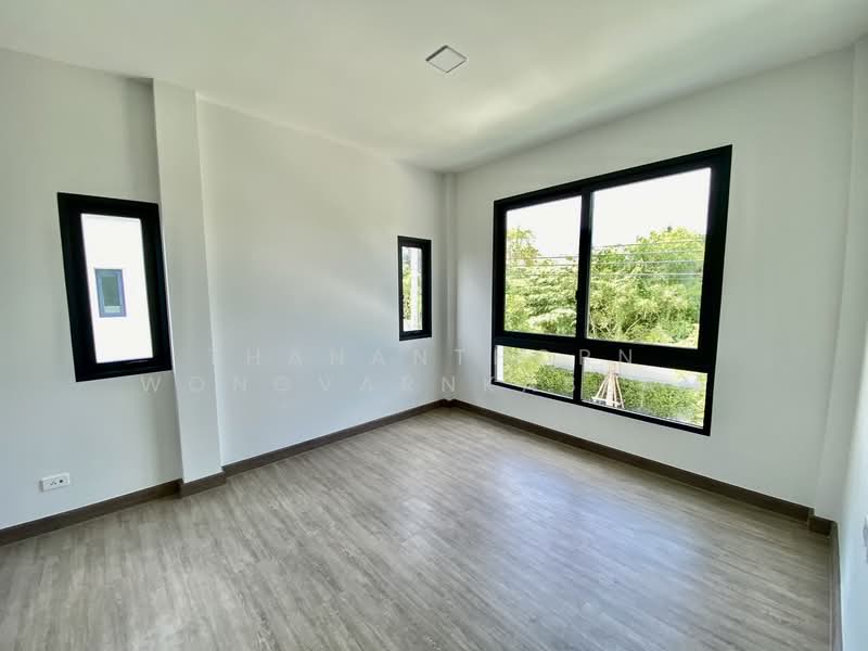 Baan Klang Muang The Edition Bangna Wongwaen, Bangkok, 189 Kanchanaphisek Road, Dok Mai, Prawet, Bangkok, 3 Bedrooms, 161 sqm, Single Detached House For Sale, by Thananthorn Wongvarnkaseam, 500342243 - DDproperty.com