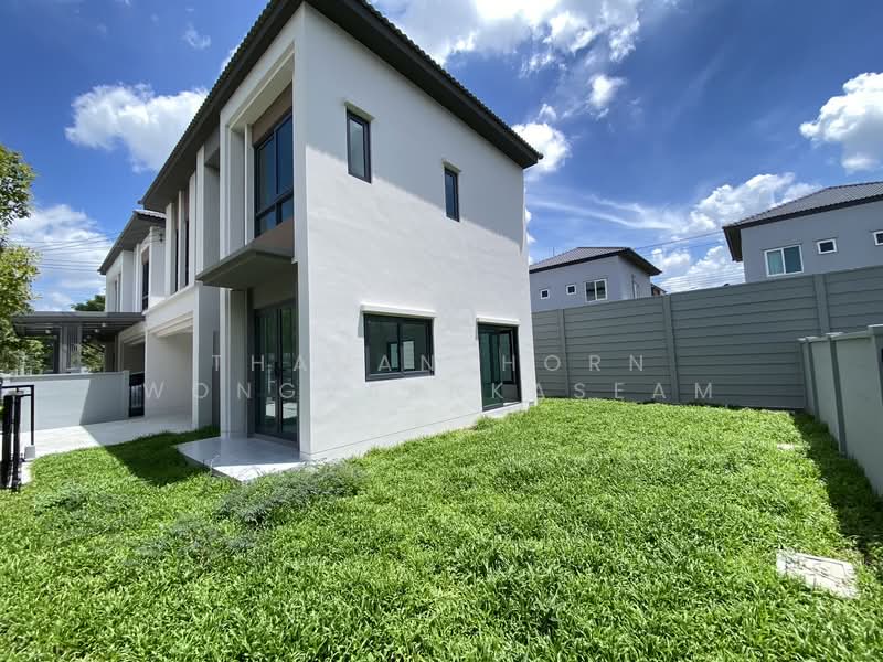 Baan Klang Muang The Edition Bangna Wongwaen : บ้านกลางเมือง เดอะ อิดิชั่น บางนา วงแหวน, กรุงเทพ, 189 ถ.กาญจนาภิเษก, ดอกไม้, ประเวศ, กรุงเทพ, 161 ตร.ม., บ้านเดี่ยว ขาย, โดย Thananthorn Wongvarnkaseam, 500342243 - DDproperty.com