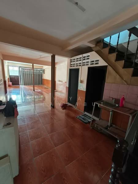 อาคารพาณิชย์เอกมัย 30, Bangkok, Khlong Tan Nua, Watthana, Bangkok, 3 Bedrooms, 200 sqm, Townhouse For Rent, by Thiya Chaysabut, 500342296 - DDproperty.com