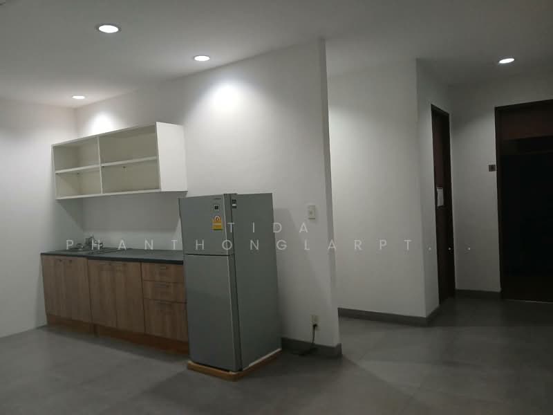 ขายและให้เช่าโรงงาน นิคมอุตสาหกรรมโรจนะ (Rojana Industrial Park) 6 ไร่ 3,450 ตร.ม, พระนครศรีอยุธยา, คานหาม, อุทัย, พระนครศรีอยุธยา, 3,450 ตร.ม., โกดัง-โรงงาน ให้เช่า, โดย Tida phanthonglarptawee, 500342310 - DDproperty.com