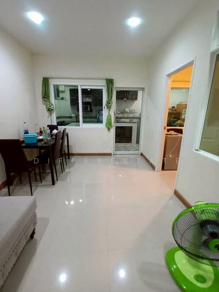Golden Town Bangna-Kingkaew : โกลเด้น ทาวน์ บางนา-กิ่งแก้ว, สมุทรปราการ, ซอยกิ่งแก้ว 31, ราชาเทวะ, บางพลี, สมุทรปราการ, 140 ตร.ม., ทาวน์เฮ้าส์ ให้เช่า, โดย DifferEstate, 500342318 - DDproperty.com