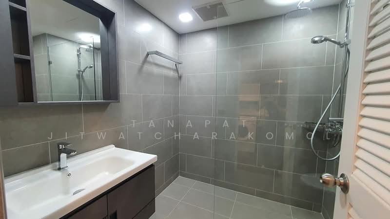 Sukhumvit Suite, Bangkok, 19 Soi Sukhumvit 13, Khlongtoei Nua, Watthana, Bangkok, 1 Bedroom, 41 sqm, Condo For Sale, by Tanapat Jitwatcharakomol, 500342336 - DDproperty.com