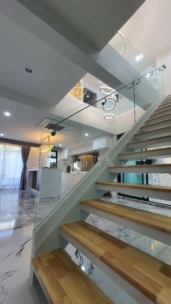 5-BR House, Bangkok, Lat Phrao, Bangkok, 5 Bedrooms, 350 sqm, Single Detached House For Rent, by Ramita Theptham, 500342390 - DDproperty.com