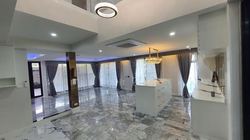 5-BR House, Bangkok, Lat Phrao, Bangkok, 5 Bedrooms, 350 sqm, Single Detached House For Rent, by Ramita Theptham, 500342390 - DDproperty.com