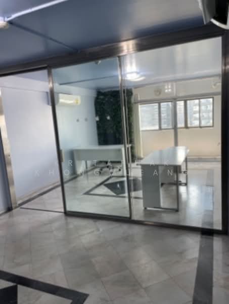 ITF Silom Palace, Bangkok, 160 Soi Naradhiwas Rajanagarindra 1, Suriyawong, Bang Rak, Bangkok, 1 Bedroom, 44 sqm, Condo For Rent, by Kritaphak Khongmueang, 500342421 - DDproperty.com