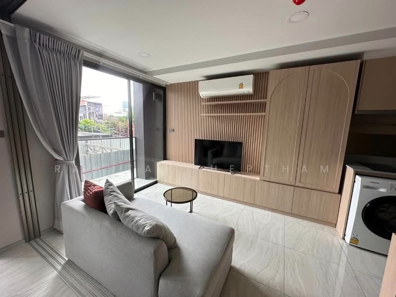 Walden Asoke, Bangkok, 120 12 Sukhumvit Road, Khlongtoei Nua, Watthana, Bangkok, 1 Bedroom, 34 sqm, Condo For Rent, by Ramita Theptham, 500342422 - DDproperty.com
