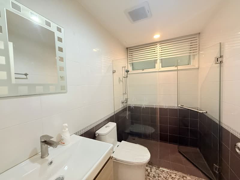The Rise Sukhumvit 39, Bangkok, Soi Sukhumvit 39, Khlong Tan Nua, Watthana, Bangkok, 2 Bedrooms, 101 sqm, Condo For Sale, by Orawan Ratanapratum, 500342428 - DDproperty.com