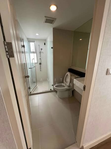 The Kris Ratchada 17, Bangkok, Inthamara 45 Alley, Din Daeng, Bangkok, 2 Bedrooms, 45 sqm, Condo For Rent, by Ramita  Theptham, 500342438 - DDproperty.com