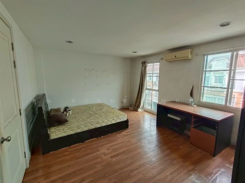 Plus City Park : พลัส ซิตี้ พาร์ค ซอยนวลจันทร์32, Bangkok, ถนนนวลจันทร์, Nuan Chan, Bueng Kum, Bangkok, 3 Bedrooms, 150 sqm, Townhouse For Sale, by คุณ อานนท์ บุญกรม (เซฟ), 500342442 - DDproperty.com