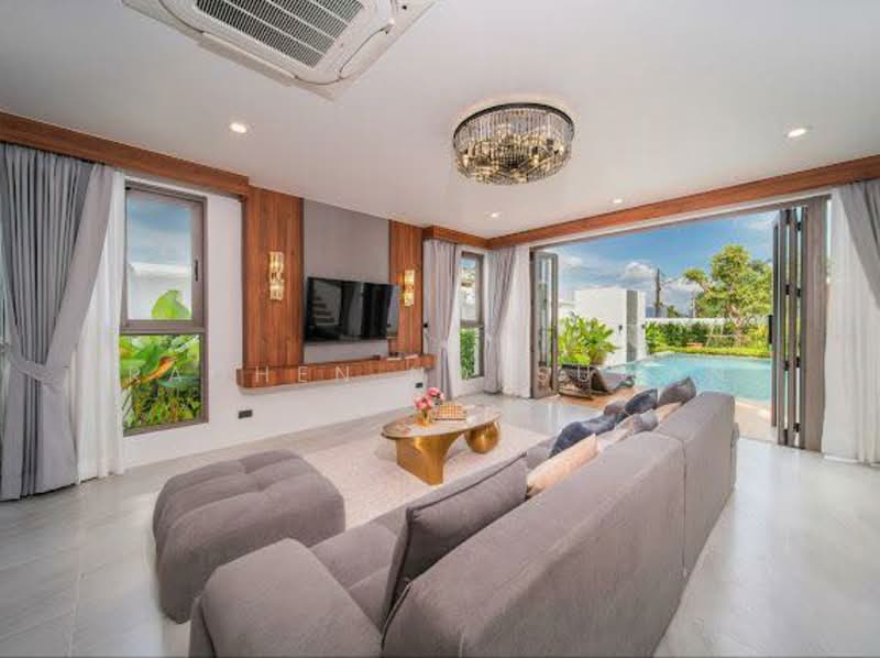sale! Luxurious villa in Pa Sak, Thalang, 7 bedrooms (including maid's room), 8 bathrooms, Phuket, Choeng Thale, Thalang, Phuket, 7 Bedrooms, 250 sqm, Villa For Sale, by Rachen Nopsuwan, 500342456 - DDproperty.com