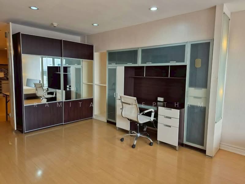 State Tower : อาคารสเตททาวเวอร์, กรุงเทพ, 1055 ถนนสีลม, สีลม, บางรัก, กรุงเทพ, 68 ตร.ม., คอนโด ให้เช่า, โดย Ramita Theptham, 500342463 - DDproperty.com