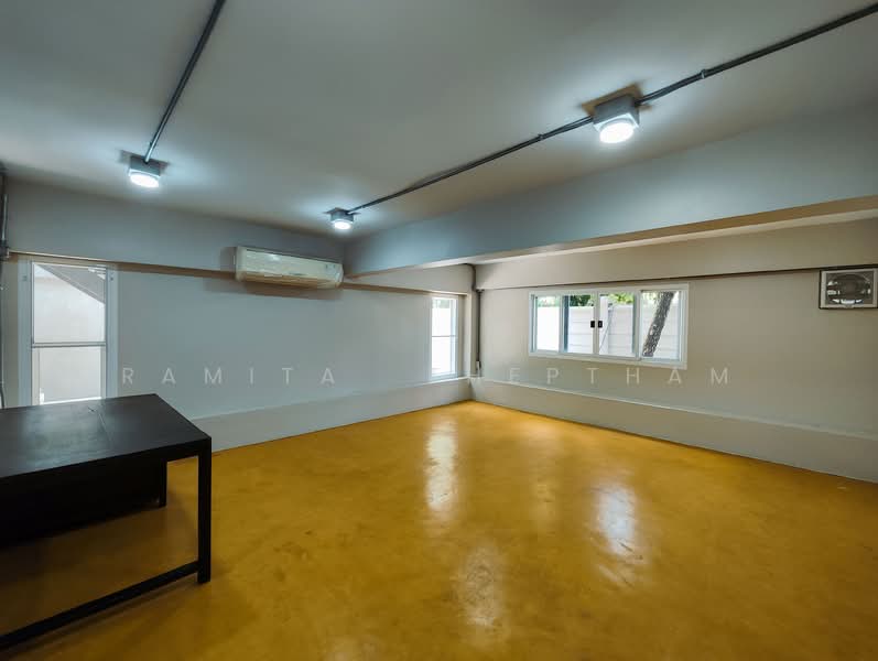 3-BR House, Bangkok, Ram Inthra, Khan Na Yao, Bangkok, 3 Bedrooms, 360 sqm, Single Detached House For Rent, by Ramita Theptham, 500342478 - DDproperty.com