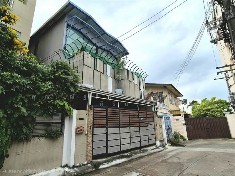บ้านเดี่ยว 74.6 ตร.ว. ใกล้แยกประชาอุทิศ (แยกเหม่งจ๋าย) ถ.ประชาอุทิศ, กรุงเทพ, ถนนประชาอุทิศ, สามเสนนอก, ห้วยขวาง, กรุงเทพ, 300 ตร.ม., บ้านเดี่ยว ขาย, โดย คุณ ณัฐสิน ตรีเพ็ชร (คิริน), 500342512 - DDproperty.com