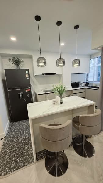 Top View Tower, Bangkok, Soi Sukhumvit 59, Khlong Tan Nua, Watthana, Bangkok, 2 Bedrooms, 82 sqm, Condo For Rent, by Kritaphak Khongmueang, 500342518 - DDproperty.com