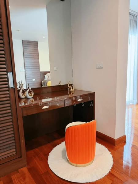 undefined, Bangkok, Khong Tan, Khlong Toei, Bangkok, 3 Bedrooms, 229 sqm, Single Detached House For Sale, by Komkrit Arunvessased , 500342532 - DDproperty.com