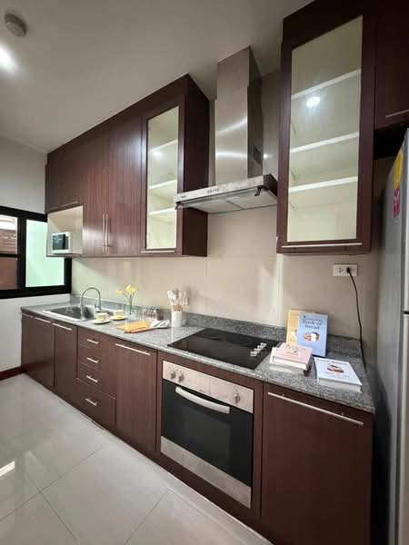 undefined, Bangkok, Khong Tan, Khlong Toei, Bangkok, 3 Bedrooms, 229 sqm, Single Detached House For Sale, by Komkrit Arunvessased , 500342532 - DDproperty.com