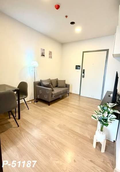 Chewathai Pinklao, Bangkok, Arun Amarin Road, Bang Yi Khan, Bang Phlat, Bangkok, 1 Bedroom, 30 sqm, Condo For Rent, by Susira Preuksawun, 500342538 - DDproperty.com