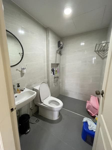 Lumpini Place Suanplu-Sathorn, Bangkok, 435-112 Suan Plu, Thung Maha Mek, Sathon, Bangkok, 3 Bedrooms, 122 sqm, Condo For Sale, by Komkrit Arunvessased , 500342539 - DDproperty.com