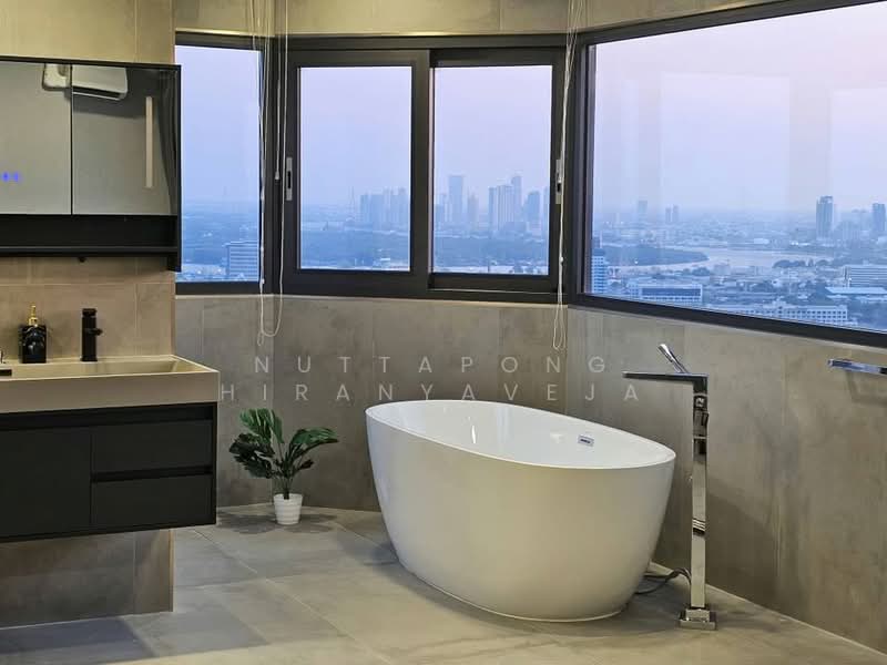 The Waterford Diamond Tower Sukhumvit, Bangkok, 758/18 Soi Sukhumvit 30/1, Sukhumvit Road, Khlong Toei, Bangkok, 3 Bedrooms, 147 sqm, Condo For Rent, by Nuttapong Hiranyaveja, 500342543 - DDproperty.com