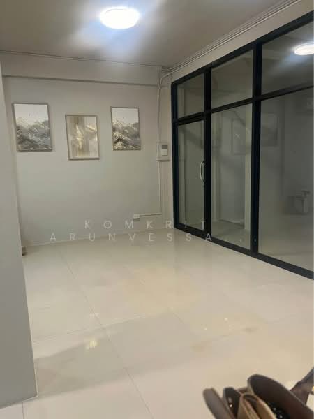 บ้าน 2-ห้องนอน, กรุงเทพ, ทุ่งมหาเมฆ, สาทร, กรุงเทพ, 93 ตร.ม., บ้านเดี่ยว ขาย, โดย Komkrit Arunvessased , 500342555 - DDproperty.com