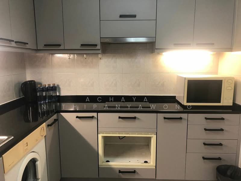 United Tower Thonglor, Bangkok, 333 Soi Thonglor 17, Khlong Tan Nua, Watthana, Bangkok, 2 Bedrooms, 172 sqm, Condo For Rent, by Achaya Nithipanyawong, 500342571 - DDproperty.com