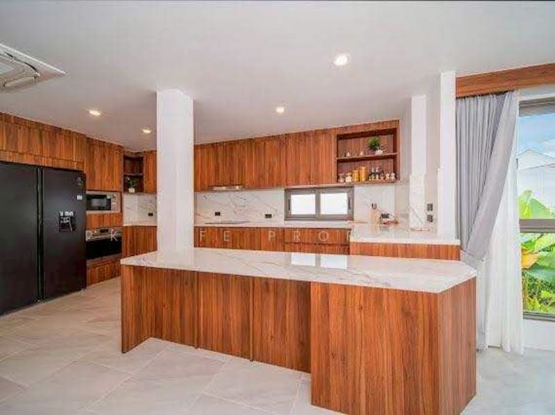2S0263 Pool villa for sale 34,900,000 baht 6 bedroom 8 bathroom at cherngtalay, Phuket, Choeng Thale, Thalang, Phuket, 6 Bedrooms, 442 sqm, Villa For Sale, by PK LIFE Property, 500342618 - DDproperty.com