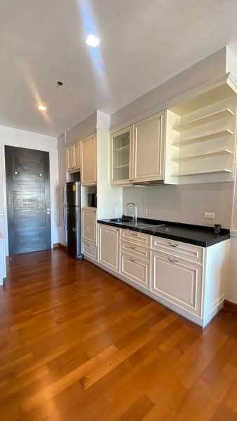 Ivy Sathorn 10, Bangkok, 88 Soi Sathorn 12, Sathorn Road, Silom, Bang Rak, Bangkok, 1 Bedroom, 41 sqm, Condo For Rent, by วรกร สิทธิลู่ตระกูล, 500342632 - DDproperty.com