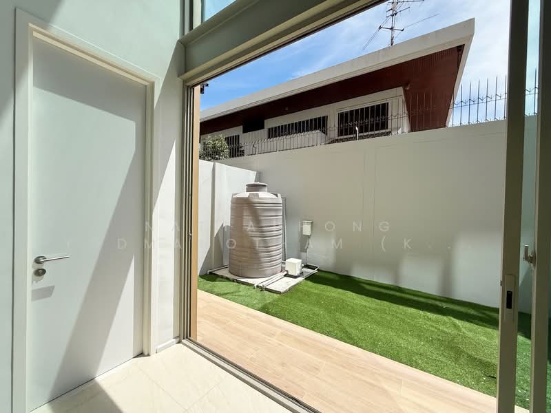 Mayfield Pinklao, Bangkok, 276 Soi 6, Bang Bamru, Bang Phlat, Bangkok, 3 Bedrooms, 290 sqm, Townhouse For Sale, by NATTAPHONG Yodmanotham (K. Book), 500342702 - DDproperty.com