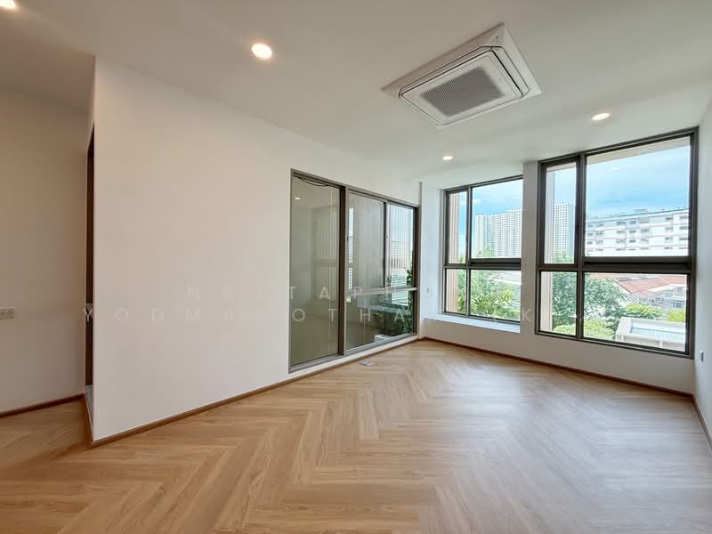 Mayfield Pinklao, Bangkok, 276 Soi 6, Bang Bamru, Bang Phlat, Bangkok, 3 Bedrooms, 290 sqm, Townhouse For Sale, by NATTAPHONG Yodmanotham (K. Book), 500342702 - DDproperty.com
