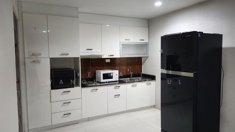 Sukhumvit Living Town, Bangkok, 299 Sukhumvit 21 Road, Khlongtoei Nua, Watthana, Bangkok, 2 Bedrooms, 99 sqm, Condo For Rent, by Keerati Wangrujirakul, 500342719 - DDproperty.com