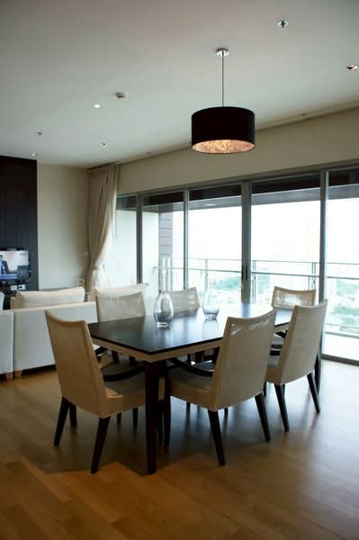 The Madison, Bangkok, Sukhumvit 41, Khlong Tan Nua, Watthana, Bangkok, 3 Bedrooms, 230 sqm, Condo For Rent, by Banjarat Thanomchat, 500342721 - DDproperty.com