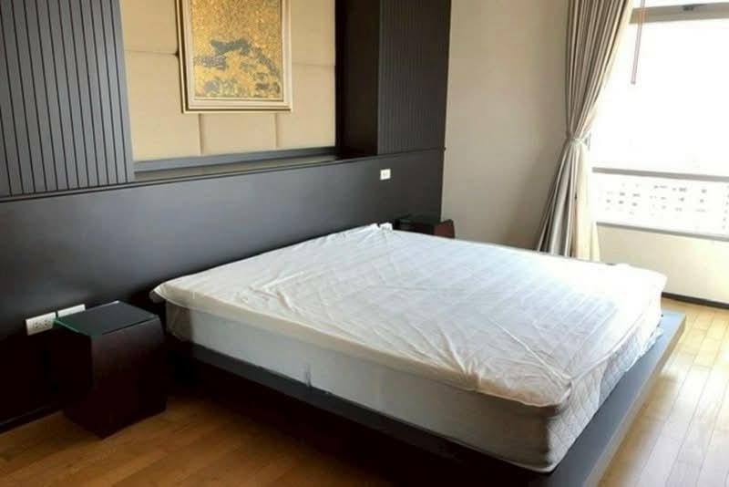 The Madison, Bangkok, Sukhumvit 41, Khlong Tan Nua, Watthana, Bangkok, 3 Bedrooms, 230 sqm, Condo For Rent, by Banjarat Thanomchat, 500342721 - DDproperty.com