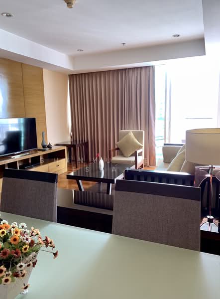 Baan Siri 24, Bangkok, 39 Sukhumvit 24 Alley, Khong Tan, Khlong Toei, Bangkok, 2 Bedrooms, 99 sqm, Condo For Sale, by Shinyu Real Estate, 500342757 - DDproperty.com