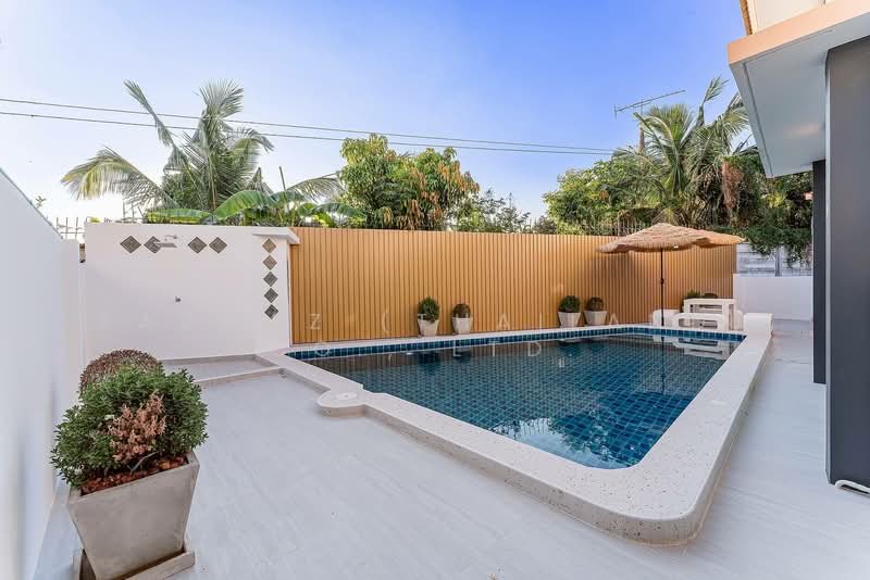 Spacious 3BR House for Sale Near Jomtien at Baan Pruksa Nara, Chon Buri (Pattaya), Huai Yai, Bang Lamung (Pattaya), Chon Buri (Pattaya), 3 Bedrooms, 232 sqm, Single Detached House For Sale, by Fazwaz (Thailand) Co., Ltd., 500342760 - DDproperty.com