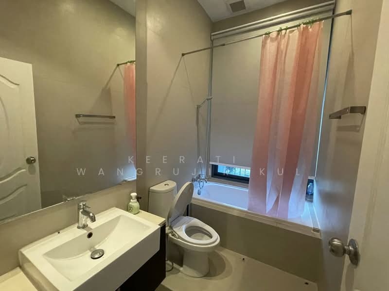 Noble Remix, Bangkok, 772 Soi Sukhumvit 36, Sukhumvit Road, Khong Tan, Khlong Toei, Bangkok, 2 Bedrooms, 100 sqm, Condo For Rent, by Keerati Wangrujirakul, 500342761 - DDproperty.com