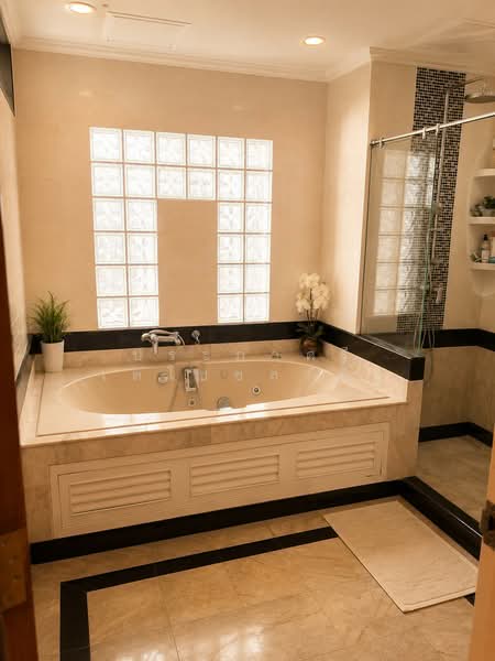 Riverine Place, Nonthaburi, 167 Phibun Songkhram Rd, Suan Yai, Muang Nonthaburi, Nonthaburi, 3 Bedrooms, 236 sqm, Condo For Sale, by ประภาศรี เตโชชลาลัย, 500342802 - DDproperty.com